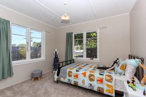 Photo of property in 225a Huatoki Street, Upper Vogeltown, New Plymouth, 4310