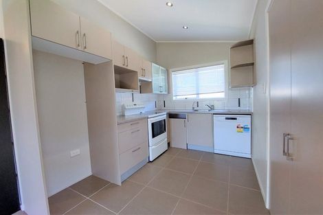 Photo of property in 1/148 Stredwick Drive, Torbay, Auckland, 0630