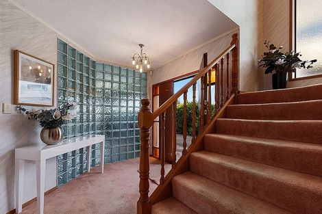 Photo of property in 2/30 Manly Esplanade, Browns Bay, Auckland, 0630