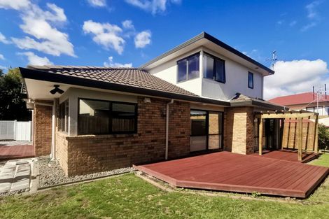 Photo of property in 1/4 Dromora Close, Dannemora, Auckland, 2016