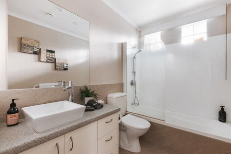 Photo of property in 25/281 Maunganui Road, Mount Maunganui, 3116