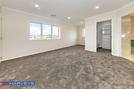 Photo of property in 18 Te Aramanu Crescent, Papakura, 2110