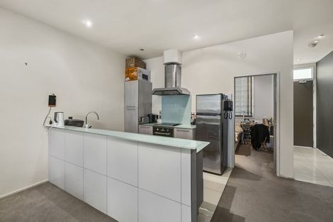 Photo of property in Hb Apartments, 4/3 Holland Street, Te Aro, Wellington, 6011