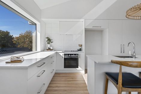 Photo of property in 9 Otaketake Drive, Kinloch, 3377