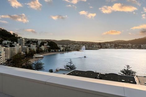 Photo of property in 4/308 Oriental Parade, Oriental Bay, Wellington, 6011
