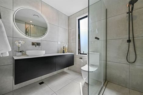 Photo of property in 2/23 Strowan Avenue, Fairfield, Hamilton, 3214