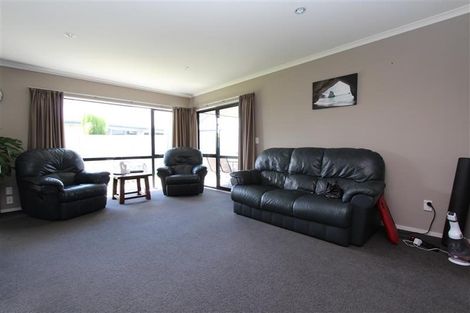 Photo of property in 5 Winslow Court, Huntington, Hamilton, 3210