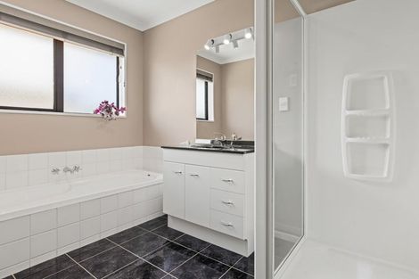 Photo of property in 30 Edward Street, Prebbleton, 7604