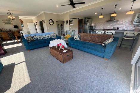 Photo of property in 26 Harbour View Heights, Picton, 7220