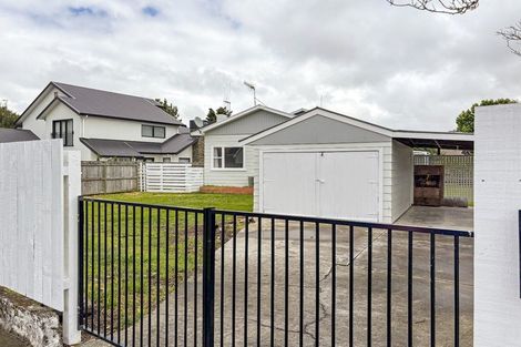 Photo of property in 112 Jickell Street, Hokowhitu, Palmerston North, 4410