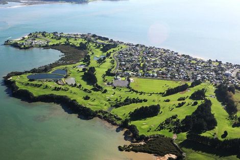 Photo of property in 32 Korowhiti Road, Clarks Beach, 2122