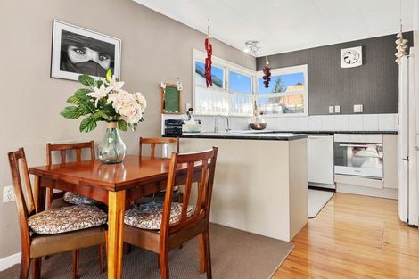 Photo of property in 130 Devon Street, Hillcrest, Rotorua, 3015