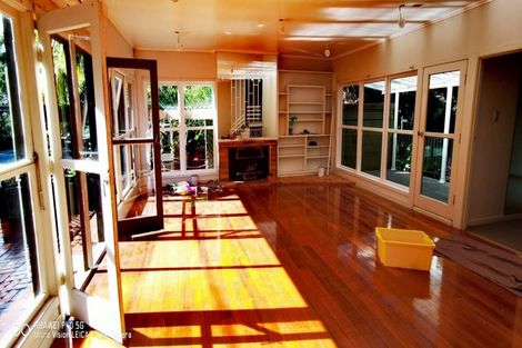 Photo of property in 224 Godley Road, Titirangi, Auckland, 0604