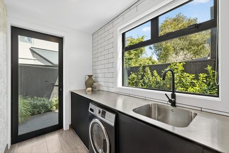Photo of property in 212 Peterborough Street, Christchurch Central, Christchurch, 8013