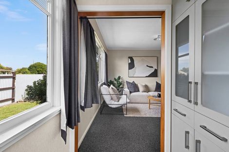 Photo of property in 802 Alexandra Street, Parkvale, Hastings, 4122