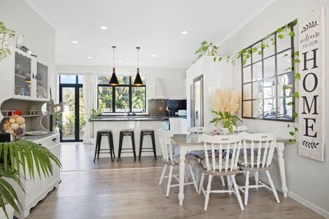 Photo of property in Tuscany Towers, 47/1 Ambrico Place, New Lynn, Auckland, 0600