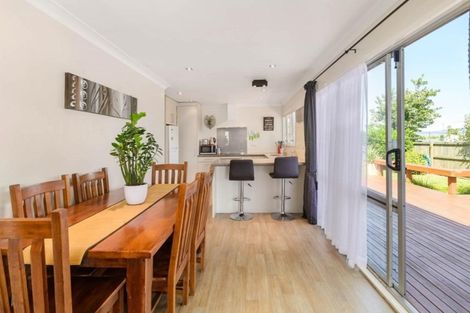 Photo of property in 1 Walnut Place, Owhata, Rotorua, 3010