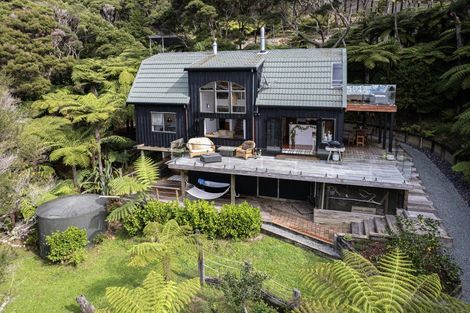 Photo of property in 16 Major Bridge Drive, Russell, 0272