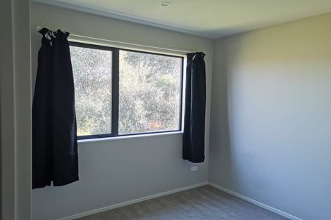 Photo of property in 4/30 West Coast Road, Glen Eden, Auckland, 0602