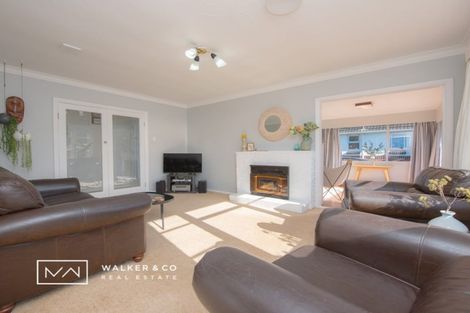 Photo of property in 4 Courtenay Road, Heretaunga, Upper Hutt, 5018