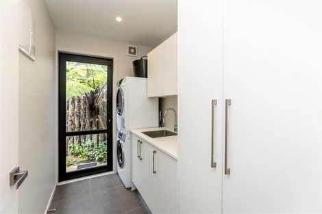 Photo of property in 82 Karamea Street, Whalers Gate, New Plymouth, 4310