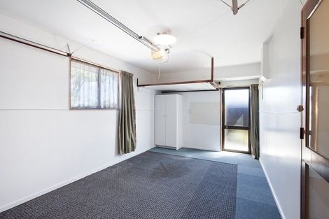 Photo of property in 1/3 Winters Road, Redwood, Christchurch, 8051