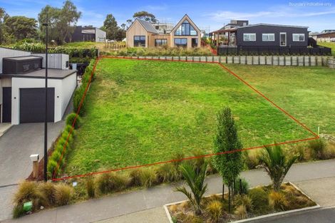 Photo of property in 7 Rangitahi Road, Raglan, 3225