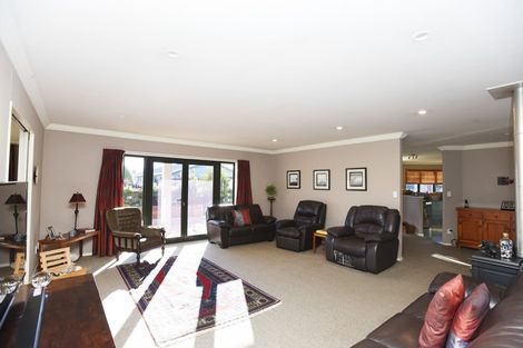 Photo of property in 3 Daley Place, Winton, 9720