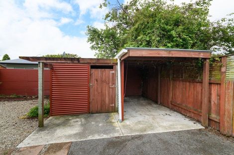 Photo of property in 33 Knowles Street, Terrace End, Palmerston North, 4410