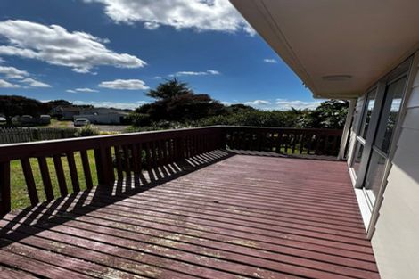 Photo of property in 14 Rangataua Place, Manurewa, Auckland, 2102