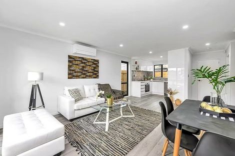 Photo of property in 8e Kent Road, Manurewa, Auckland, 2102