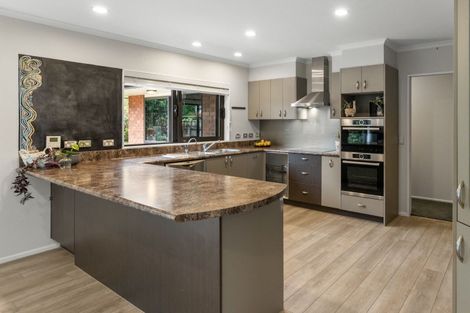 Photo of property in 6 Nimmo Avenue, Waikanae, 5036