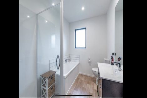 Photo of property in 205 High Street, Oxford, 7430