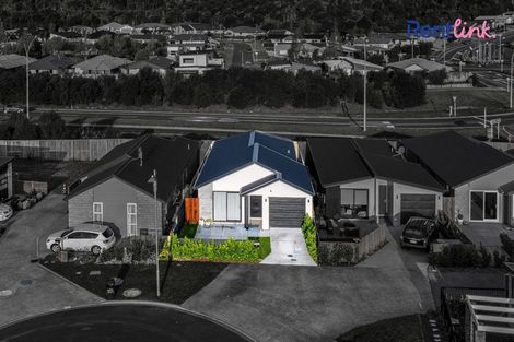 Photo of property in 28 Foley Grove, Pyes Pa, Tauranga, 3110