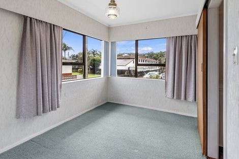 Photo of property in 27 Kamo Road, Regent, Whangarei, 0112