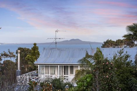 Photo of property in 6b Tui Street, Torbay, Auckland, 0630