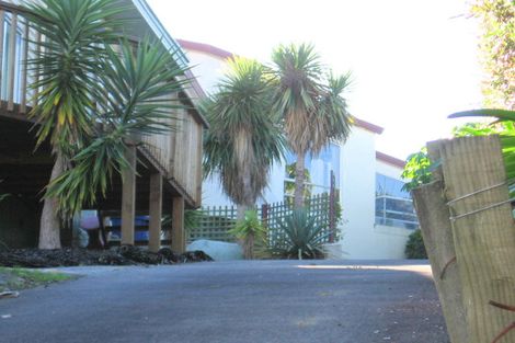 Photo of property in 1/25 Hythe Terrace, Mairangi Bay, Auckland, 0630