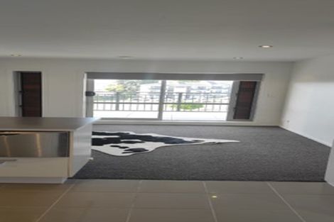 Photo of property in 13e/71 Spencer Road, Oteha, Auckland, 0632