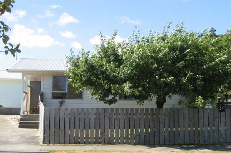 Photo of property in 5b Beryl Grove, Birchville, Upper Hutt, 5018