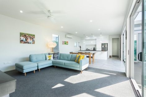 Photo of property in 12 Coprosma Close, Papamoa Beach, Papamoa, 3118