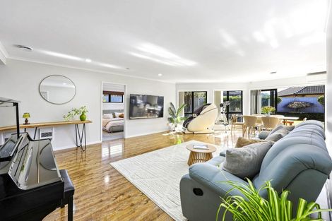 Photo of property in 4 Shankill Place, East Tamaki, Auckland, 2013