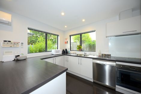 Photo of property in 108 Hills Road, Edgeware, Christchurch, 8013