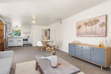 Photo of property in 151 Yaldhurst Road, Sockburn, Christchurch, 8042