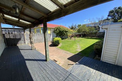 Photo of property in 37 Miro Street, Miramar, Wellington, 6022