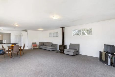 Photo of property in 97 Gloucester Road, Manurewa, Auckland, 2102