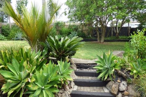 Photo of property in 6 Pounamu Place, Kerikeri, 0294