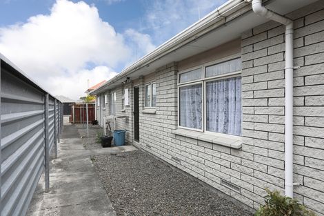 Photo of property in 2/297 Ruahine Street, Terrace End, Palmerston North, 4410