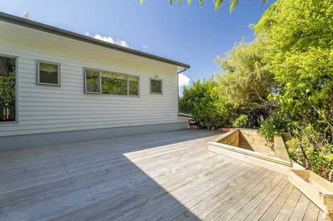 Photo of property in 35 Meadowcroft Grove, Johnsonville, Wellington, 6037
