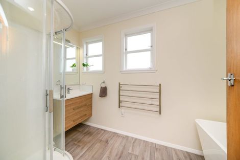 Photo of property in 53 Highbury Avenue, Highbury, Palmerston North, 4412