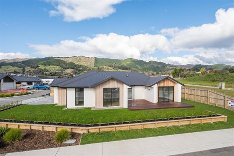 Photo of property in 2 Greenway Crescent, Hope, Richmond, 7020